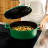 Ovale braadpan Mattia 3.0, 33×25 cm - Geëmailleerde gietijzeren braadpan met deksel, groen